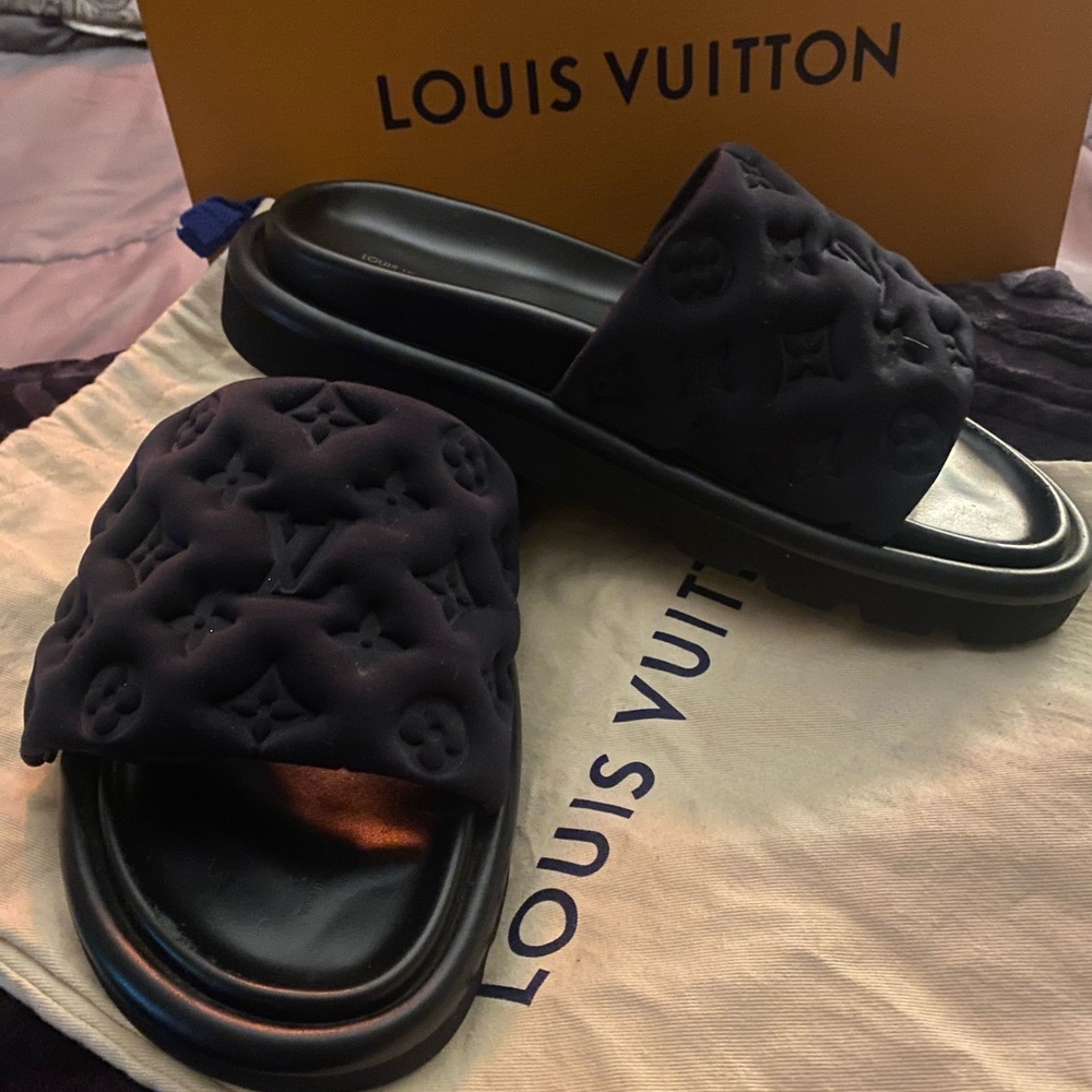 Louis Vuitton | Pool Pillow Comfort Mule